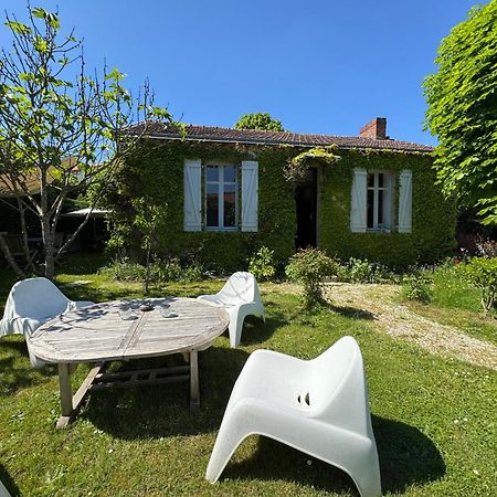 Cottage-Saint Laurent Sur Sevre Exterior photo