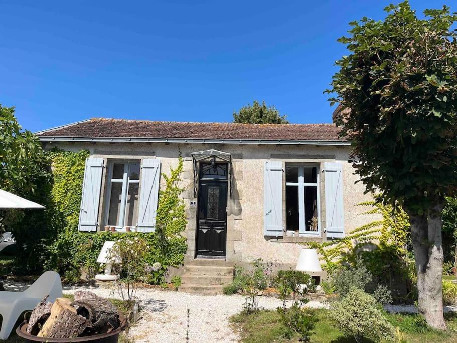 Cottage-Saint Laurent Sur Sevre Exterior photo