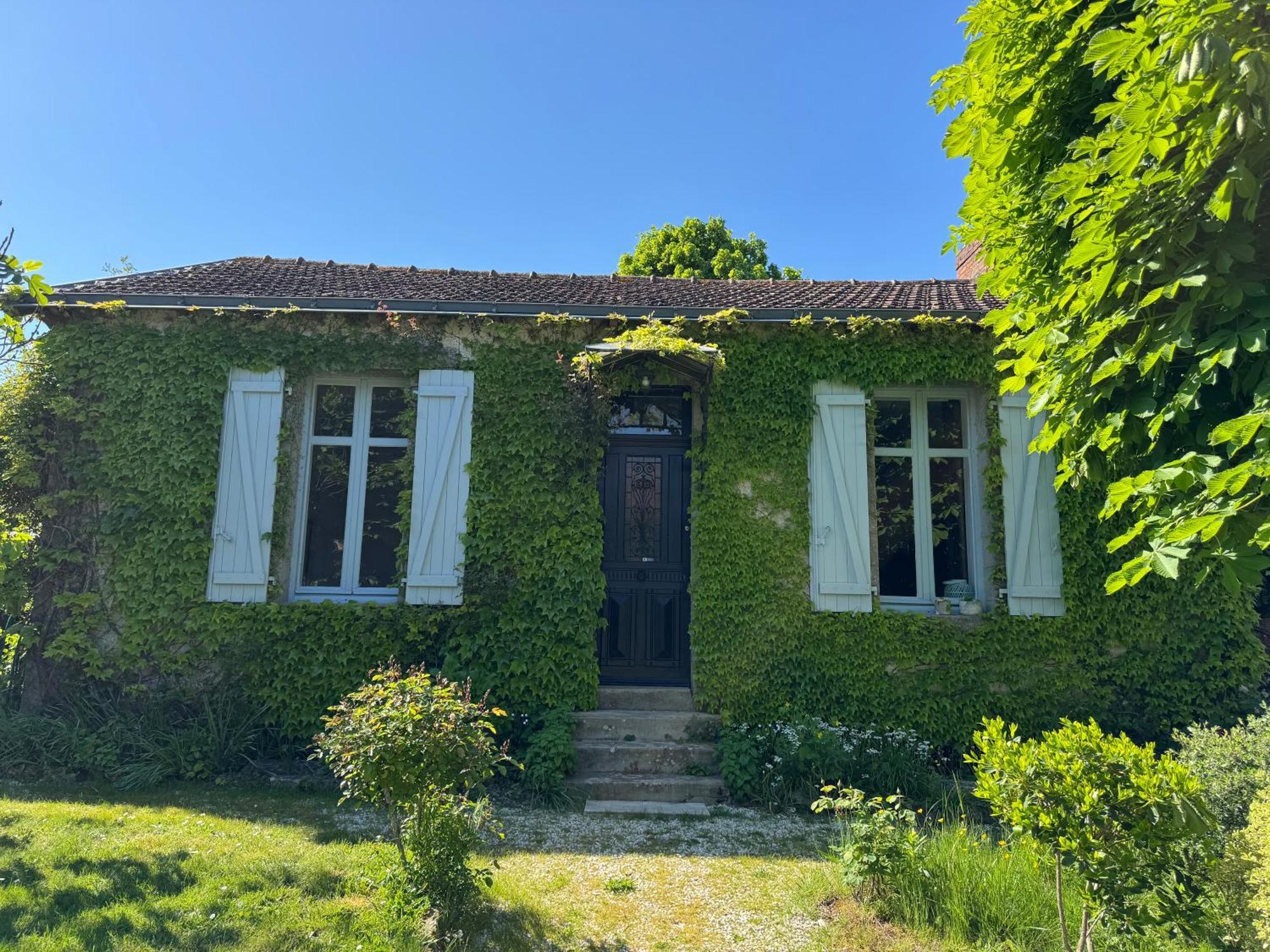 Cottage-Saint Laurent Sur Sevre Exterior photo
